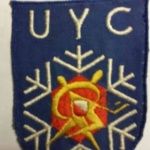 Het eerste embleem van UYC